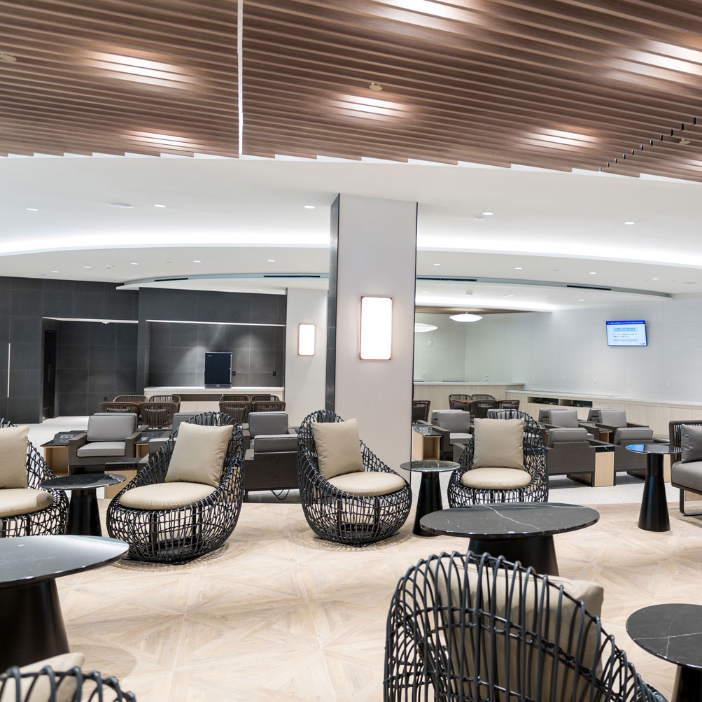 Image Slideshow Image: ANALoungeAtDanielKInouyeInternationalAirport Honolulu HI 02