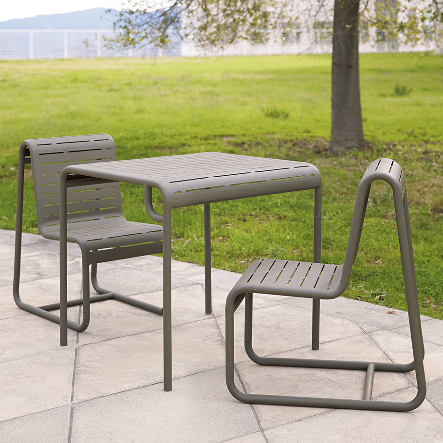 POWDER COATED ALUMINUM