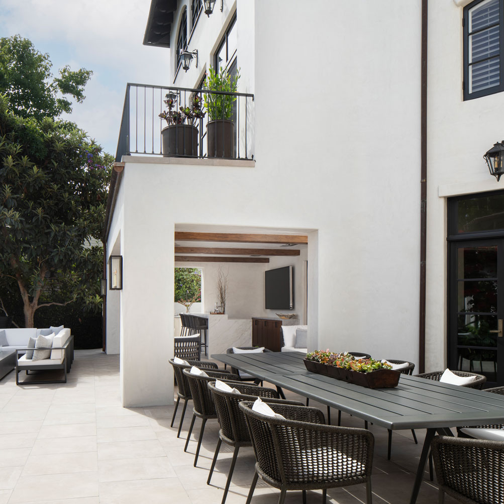 Image Slideshow Image: LauraRoberts Bristol MeghanBob PatioWide HR