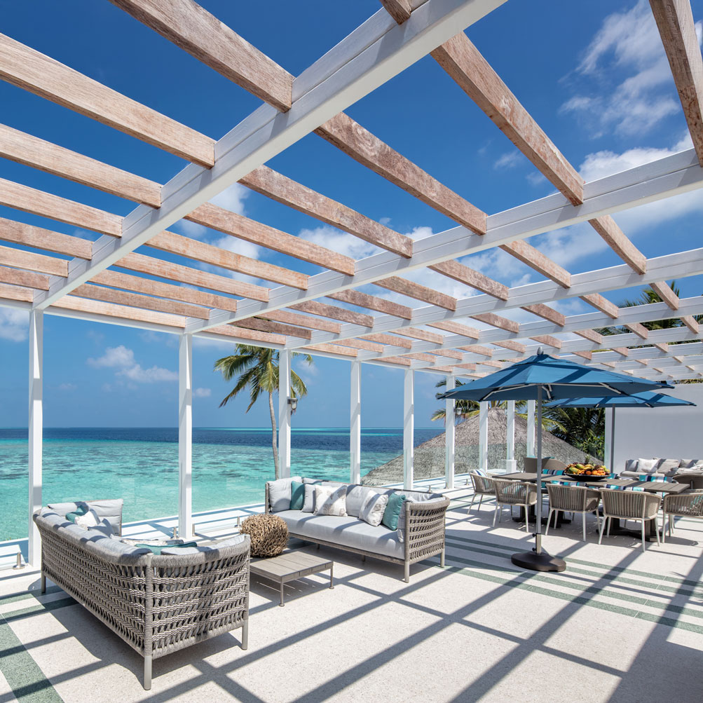 Image Slideshow Image: Raffles Maldives Meradhoo Royal Residence Balcony 02