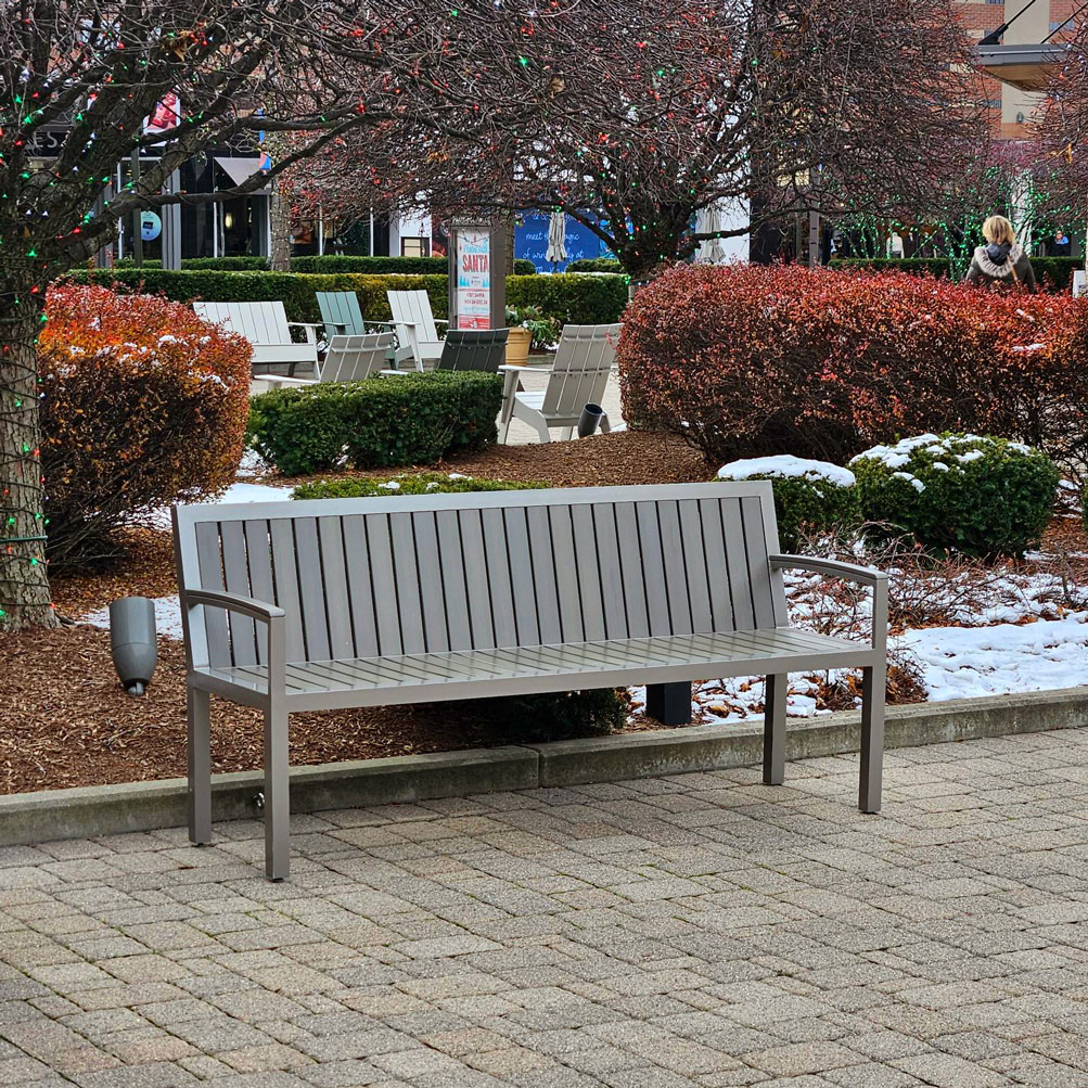 Image Slideshow Image: TheMallAtPartridgeCreek Township MI 02